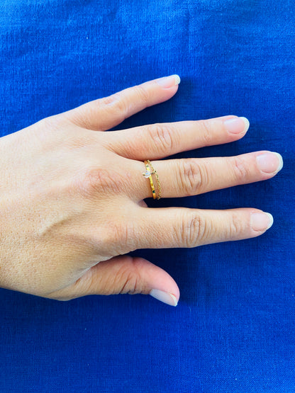 Bague Ambérine - Dorée et perle blanche - Taille réglable