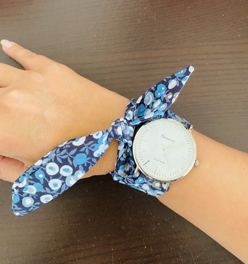 Montre Foulard Wiltshire bleu nuit - grand cadran argenté ou doré rosé